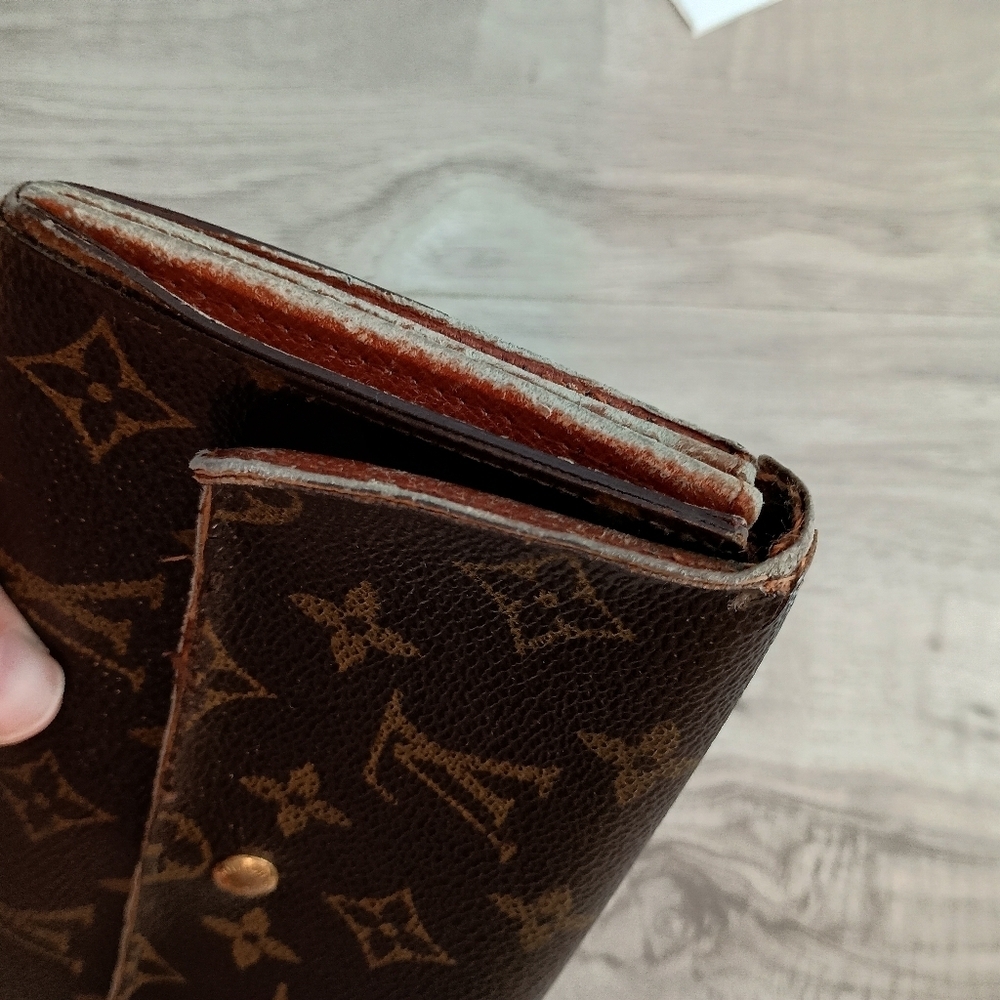 Louis Vuitton Monogram Sarah Long Wallet - Picture 5 of 14